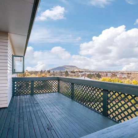 Kaihua Lookout - Taupo Holiday Home Exteriör bild